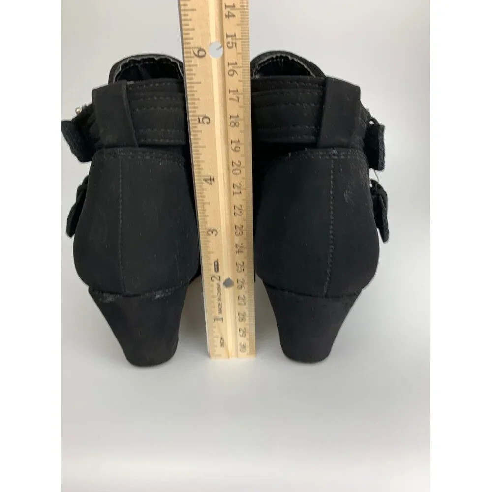 Girls Wedge Heel Boots size 5.5